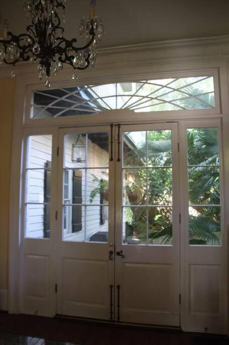 La Maison Carondelet * New Orleans